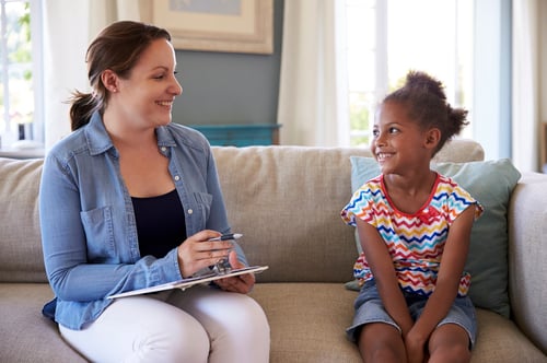 ABA-therapist-working-with-child