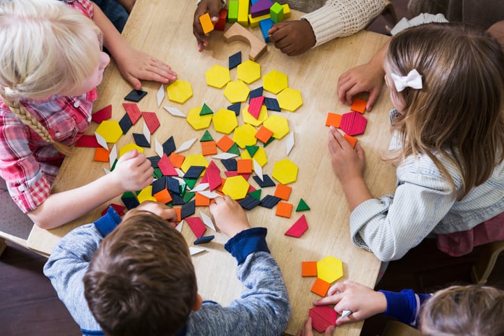 autism classroom using manipulatives to learn patterns